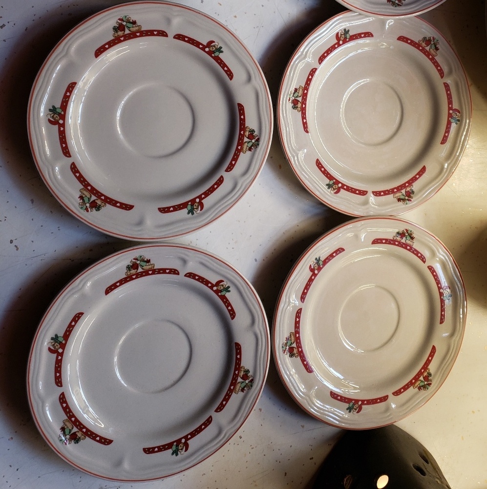 Tienshan Stoneware Christmas Country Bear 6 Saucer